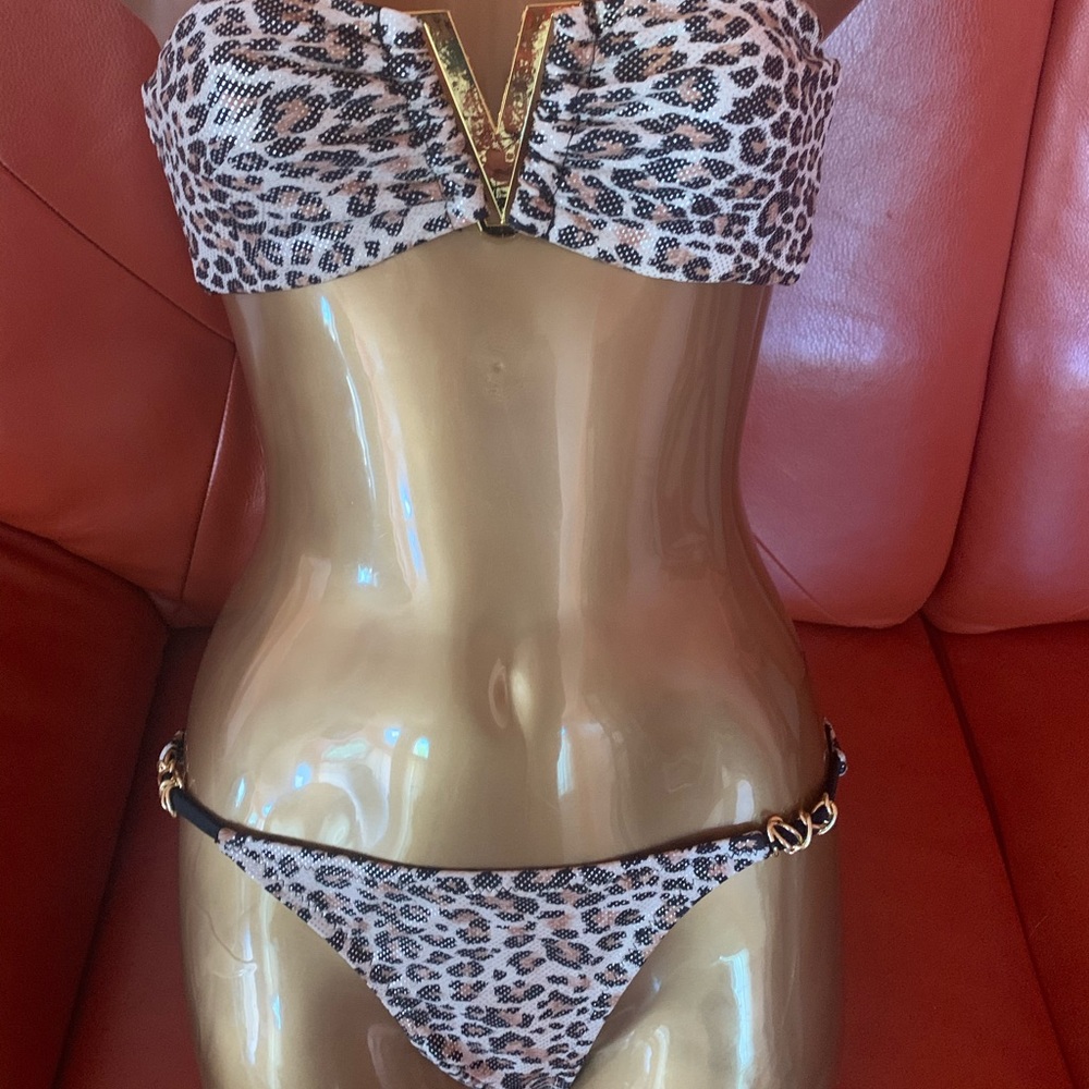 Beautiful bikini - Picture 11 of 11